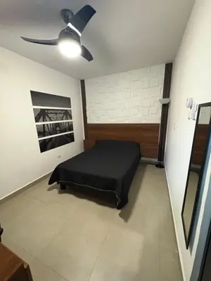Cama o camas de una habitación en Cuarto independiente frente al museo del desierto