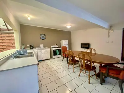 Una cocina o zona de cocina en Casa en zona residencial privada, con estacionamiento electrico en Cuauhtemco, Chihuahua