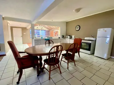 Una cocina o zona de cocina en Casa en zona residencial privada, con estacionamiento electrico en Cuauhtemco, Chihuahua