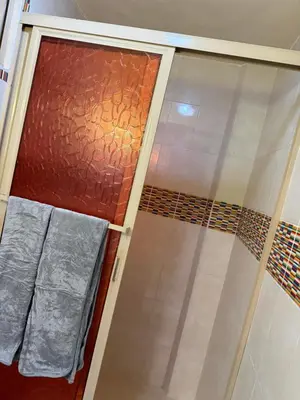 Un baño de Departamento Nuevo Céntrico Las Marías 1