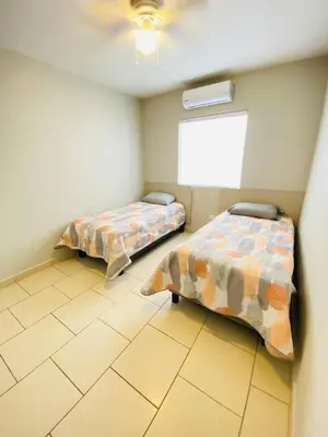 Cama o camas de una habitación en Casa Recién-Remodelada Ideal, Ejecutivos, Trabajos
