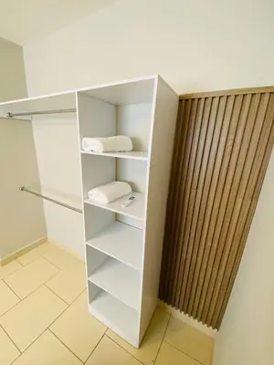 Plano de Casa Recién-Remodelada Ideal, Ejecutivos, Trabajos