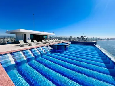 Piscina en o cerca de Alojamiento sobre el Malecon con Bonitas Vistas