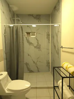 Un baño de Habitación en renta