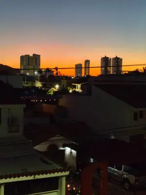 Amanecer o atardecer desde la casa o chalet o alrededores