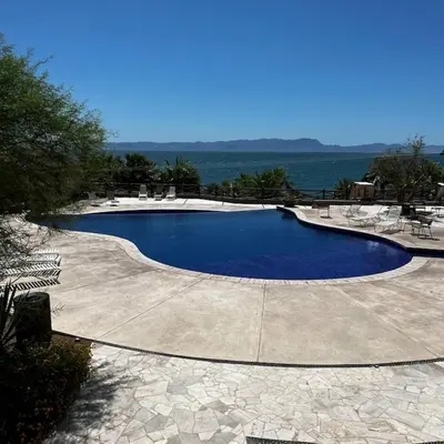 Piscina en o cerca de Ocean View House 2R/2.5B c/ Alberca & Asador