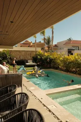 Piscina en o cerca de CASA 1111 MEDIUM