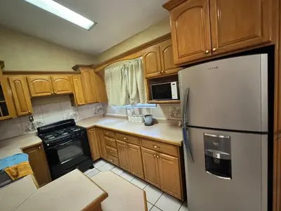 Una cocina o zona de cocina en Casa visas656