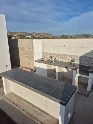 Un balcón o terraza de casa estefania