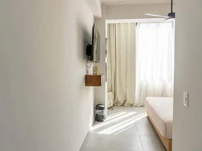 Plano de Apartment Near the Beach with Rooftop Pool