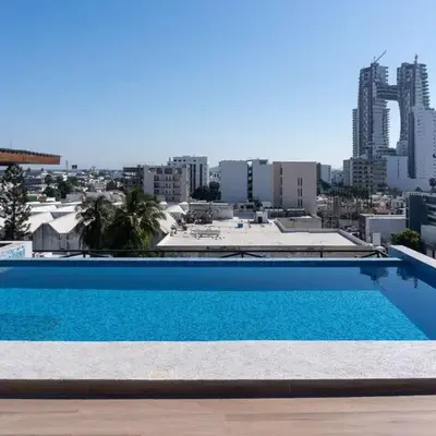 Spacious Apartment with Rooftop Pool near Malecon