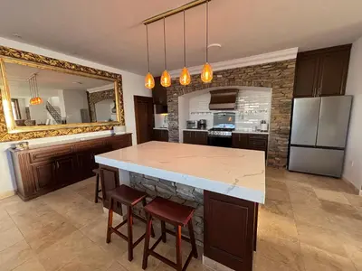 Una cocina o zona de cocina en Casa María, Elegant Modern Retreat with Private Pool