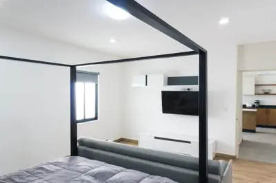 Plano de Spacious apartment with private pool by Malecon