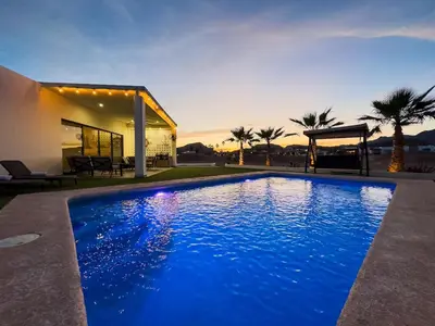 Piscina en o cerca de Casa Serena