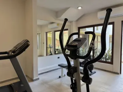Gimnasio o instalaciones de fitness de A pasos de la Playa y de Olas Altas, con Alberca