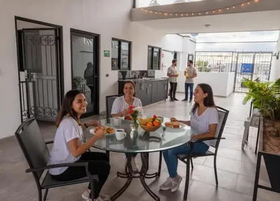 Clientes alojados en Casa Rosales
