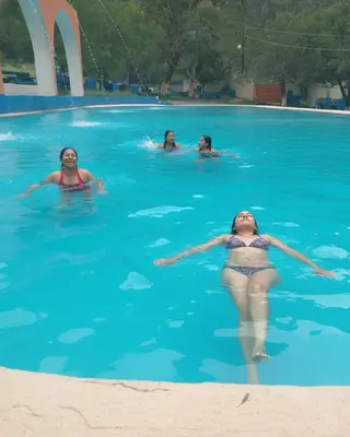 Piscina en o cerca de Quinta la pagoda