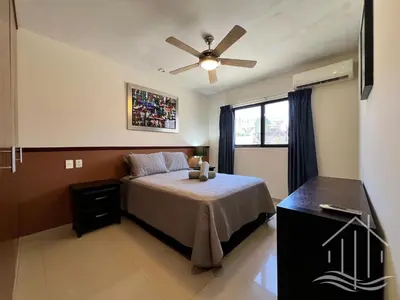Cama o camas de una habitación en Promo-2BR-Luxe Dept-1 Min Walk to Beach-Sleeps 6
