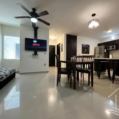 Promo-2BR-Sleeps 8-Luxe Dept-1 Min Walk to Beach