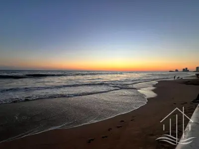 Plano de Promo-1BR-Pool-Beachfront-OXXO-Views-Sleeps 4