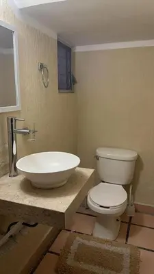 Un baño de Not for rent