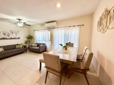 Zona de estar de Casa Marsella 2 Privada y Moderna