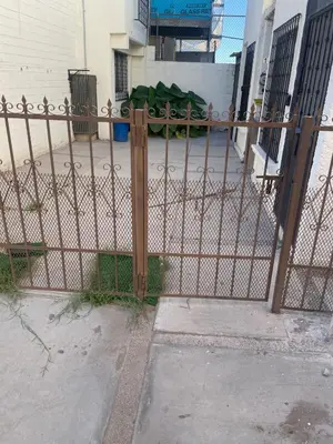 Plano de Casa céntrica con estacionamiento para 5 huéspedes