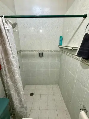 Un baño de Casa completa, Excelente ubicación, Cerca IMSS