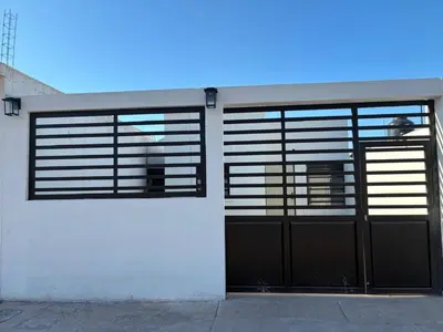 Plano de Modern 2-Bedroom House in Guaymas