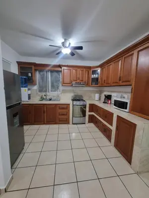 Una cocina o zona de cocina en Ideal location! Apartment 2 blocks from the Malecón
