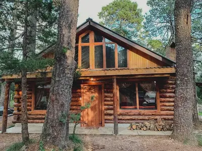 Edificio en el que se encuentra el chalet de montaña