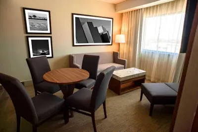 Zona de estar de Hampton Inn Piedras Negras
