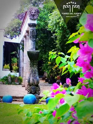 Jardín al aire libre en Hotel Torres Del Fuerte