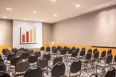 Zona business o sala de conferencias en Fiesta Inn Los Mochis