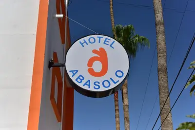 Certificado, premio, señal o documento que está expuesto en Bed Bed Hotel Abasolo