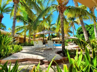 Piscina en o cerca de Coco Cabañas and Casitas Vacation Rentals