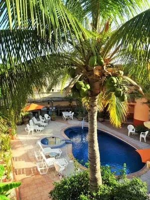 Piscina en o cerca de Coco Cabañas and Casitas Vacation Rentals