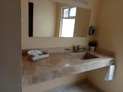 Plano de El Descanso Inn