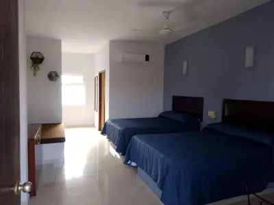 Plano de El Descanso Inn