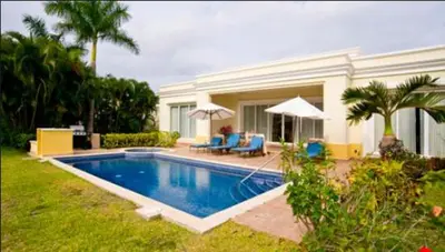 Piscina en o cerca de Pueblo Bonito Emerald Luxury Villas & Spa All Inclusive