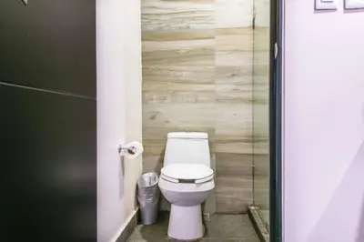 Un baño de Homesuites Malecon