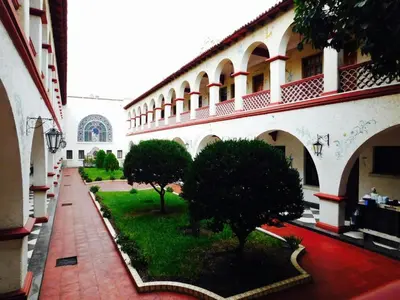 Edificio en el que se encuentra el hotel