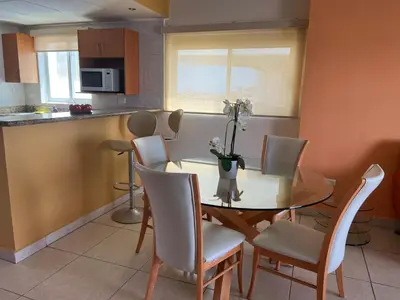 Una cocina o zona de cocina en Departamento en Marina
