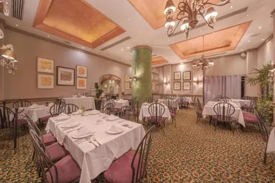 Un restaurante o sitio para comer en Hotel Santa Anita - Balderrama Hotel Collection