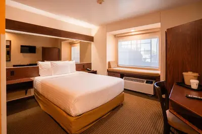 Cama o camas de una habitación en Microtel Inn and Suites by Wyndham Ciudad Juarez, US Consulate