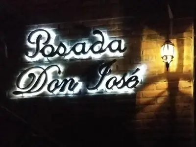 Certificado, premio, señal o documento que está expuesto en Posada Don Jose