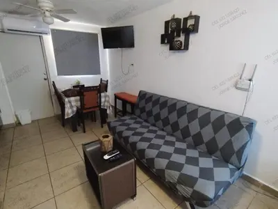 Zona de estar de Condominio 303 Loma Bonita, enfrente de la alberca!