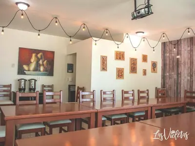 Un restaurante o sitio para comer en Gran Hotel Residencial Galerias