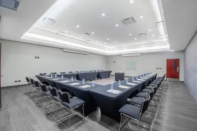 Zona business o sala de conferencias en City Express by Marriott Hermosillo