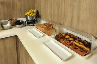 Comida en o cerca de este hotel